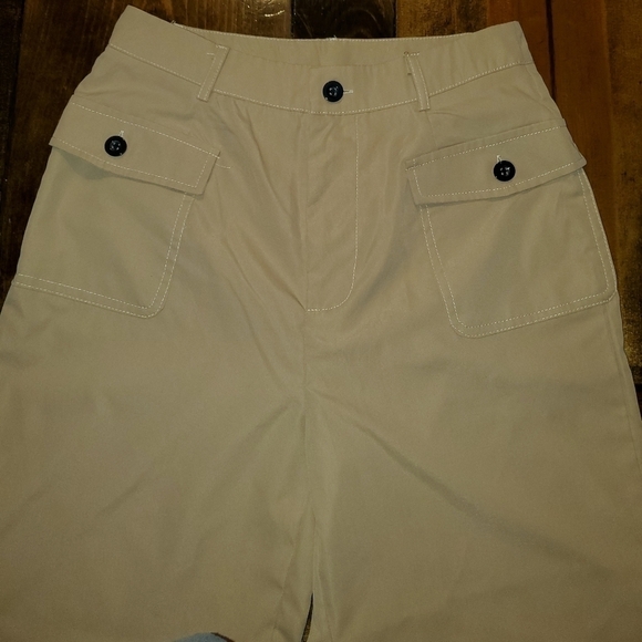 Lightweight Khaki Pants - Size 6 - Picture 5 of 11